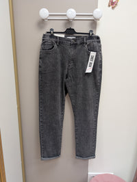 Jean Mom TP