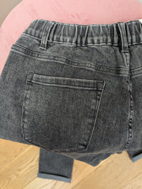 Jean Mom TP