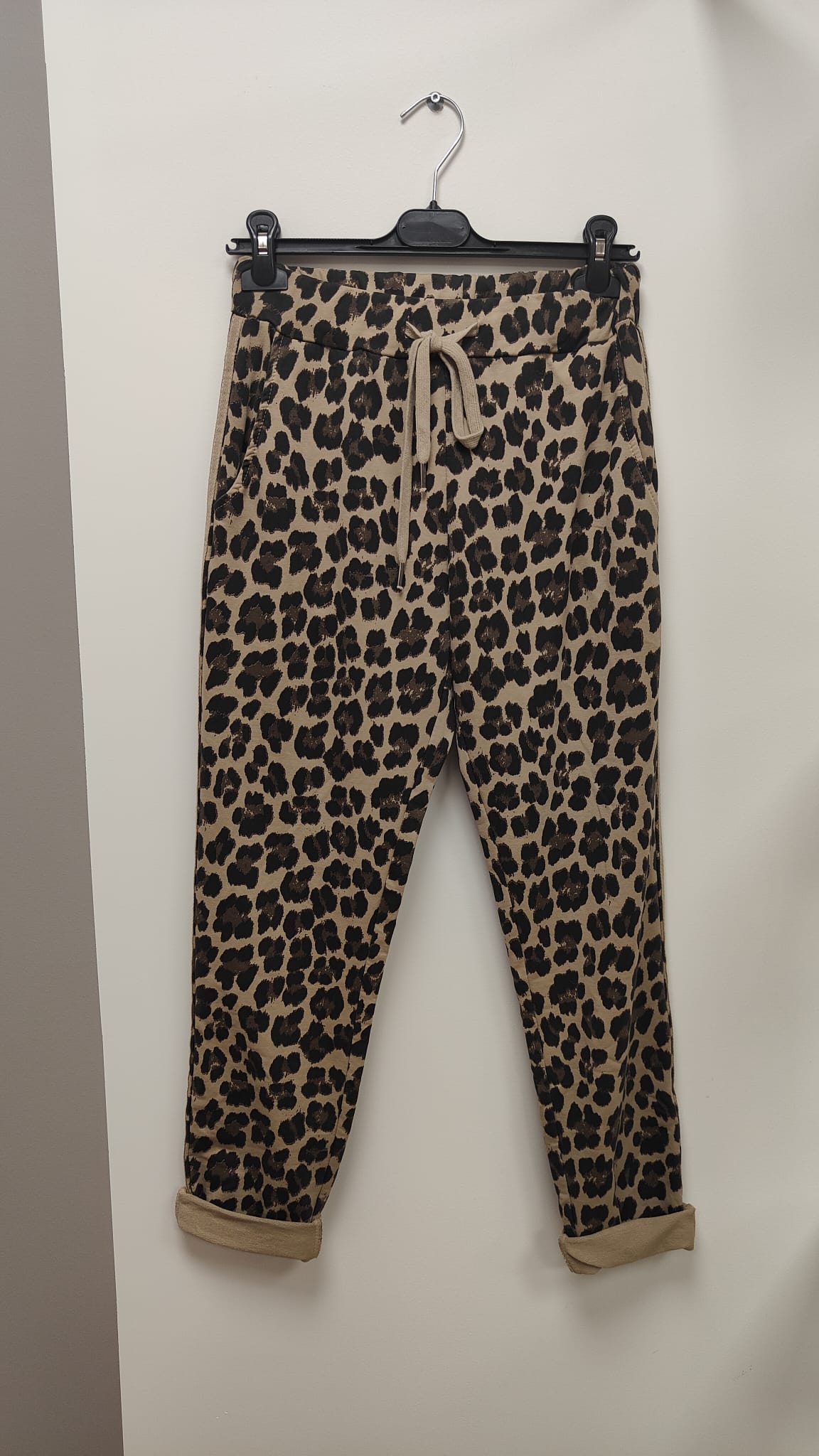 Jogging Leopard