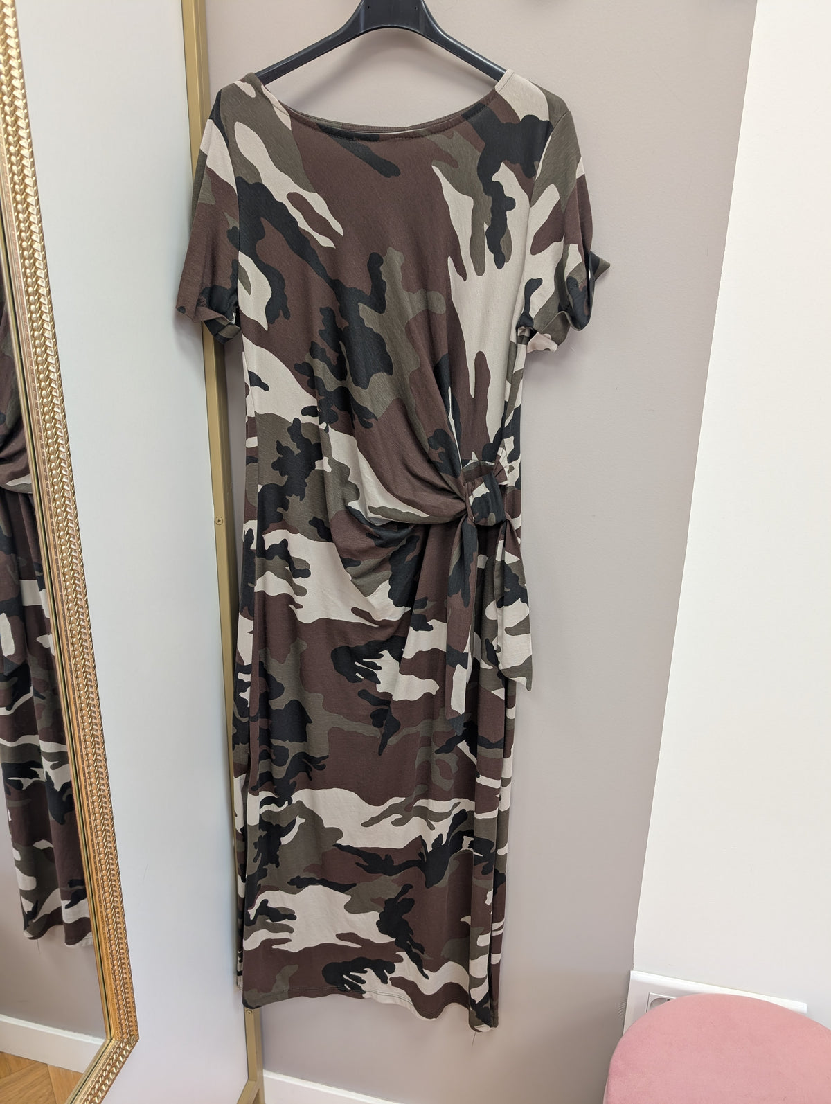 Robe Army